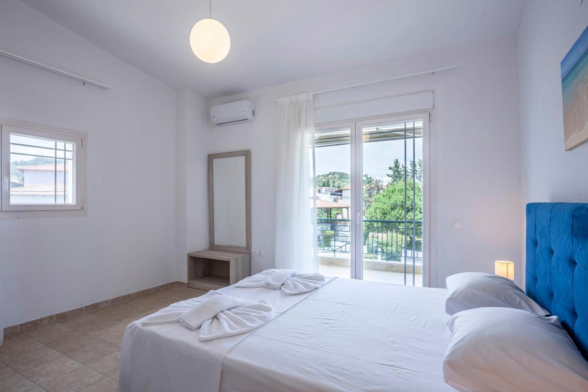 Aris Luxury Apartments Pefkochori Exterior foto